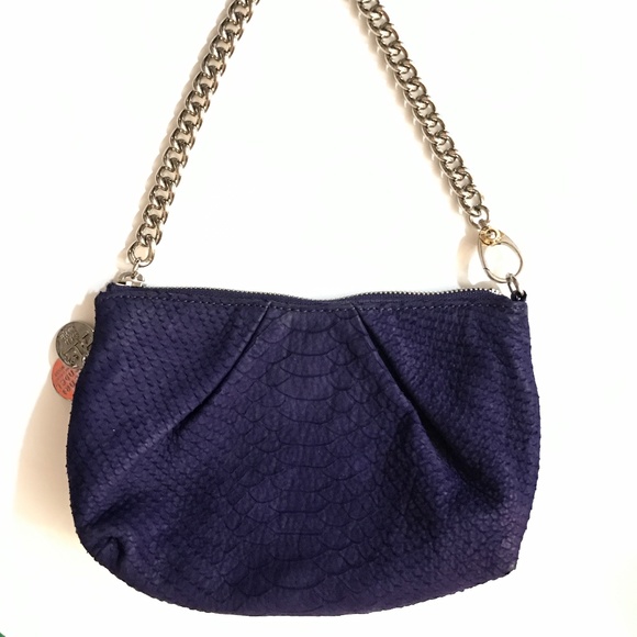 Henri Bendel purple bag wristlet - Picture 5 of 11